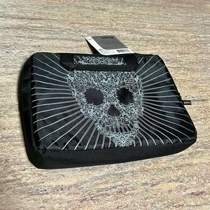 NWT Skull head💀 Icon netbook sleeve